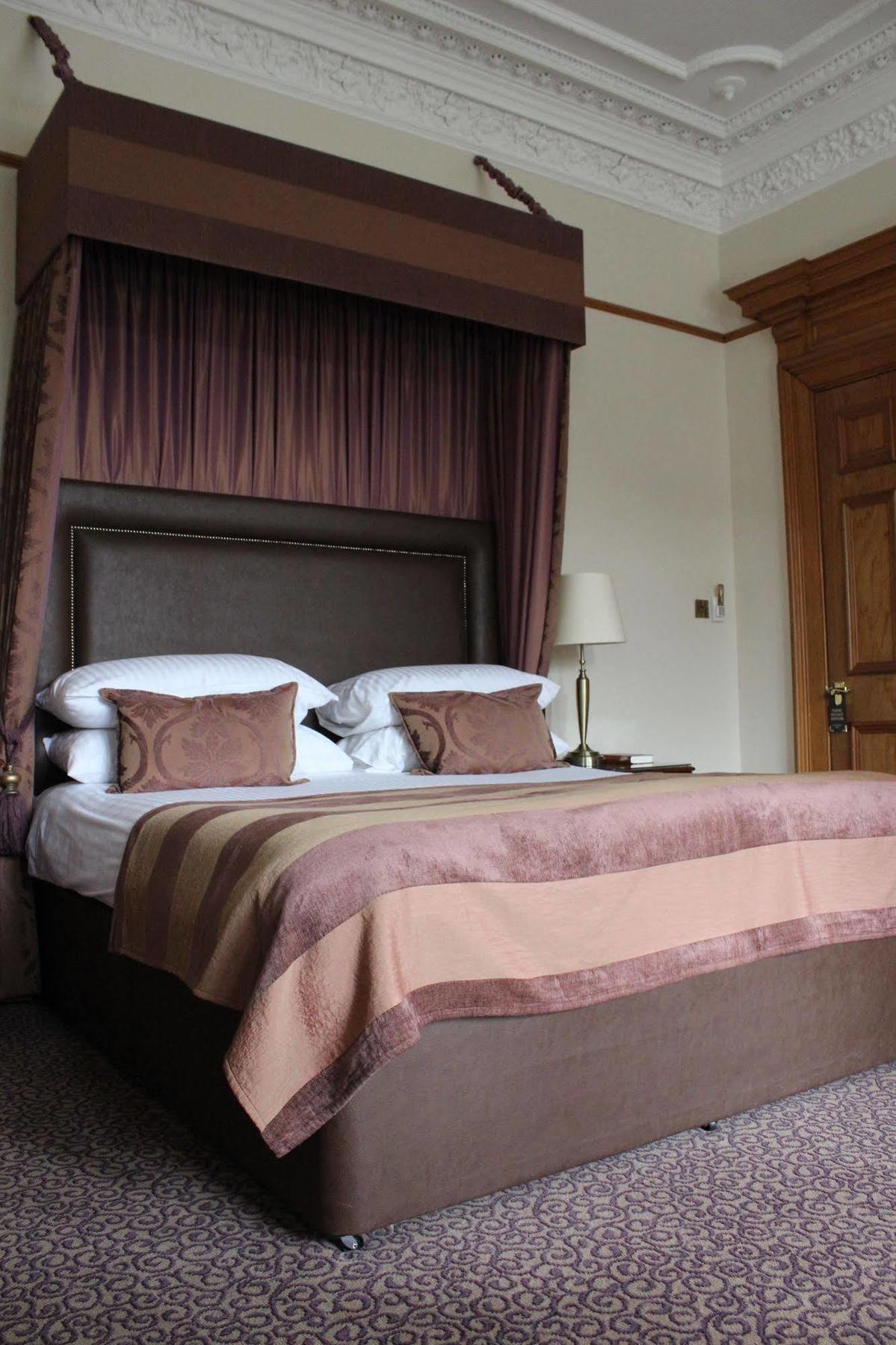 The Grange Manor Hotell Grangemouth Exteriör bild